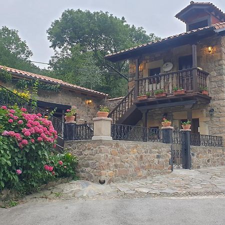 Casa Rural Caborzal Renedo De Cabuerniga Exteriér fotografie