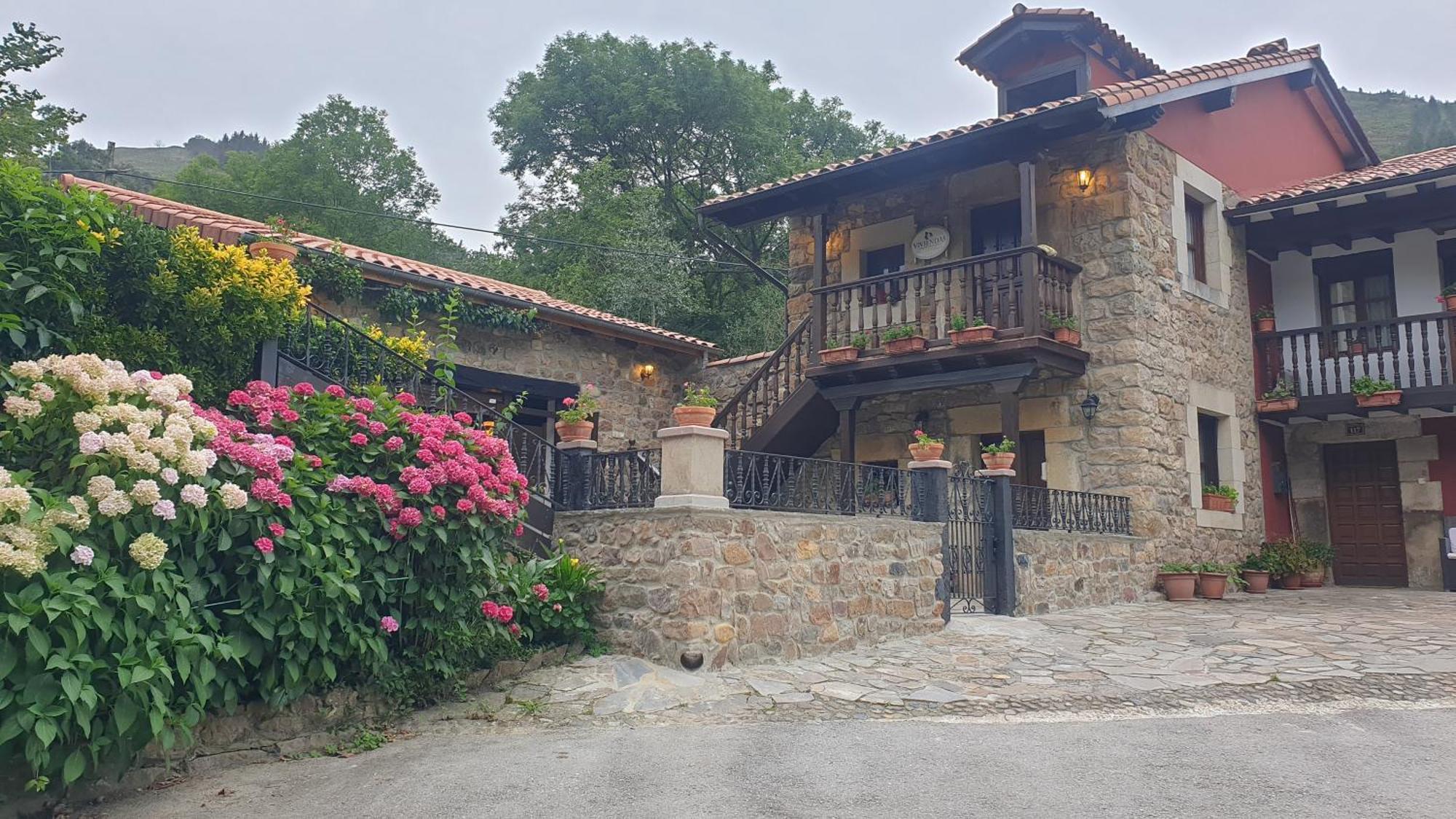 Casa Rural Caborzal Renedo De Cabuerniga Exteriér fotografie